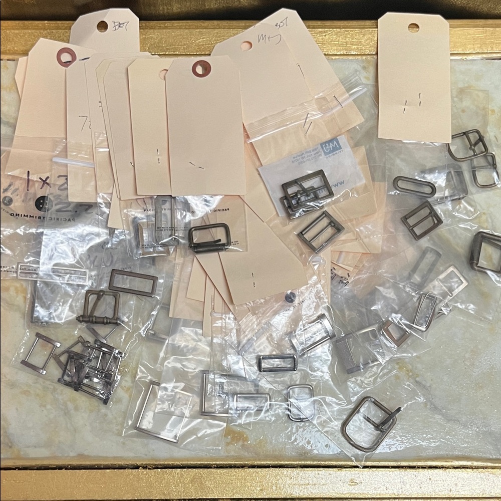 Crafter’s Mystery Bundle of Small Fashion Buckles